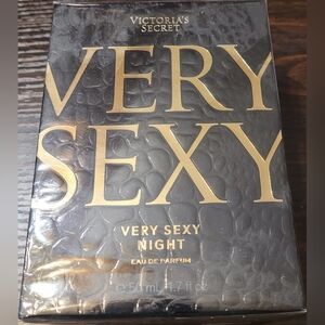 Victoria's Secret Very Sexy Night Eau de Parfum